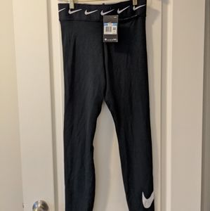 **damaged** women's Nike leggings NWT